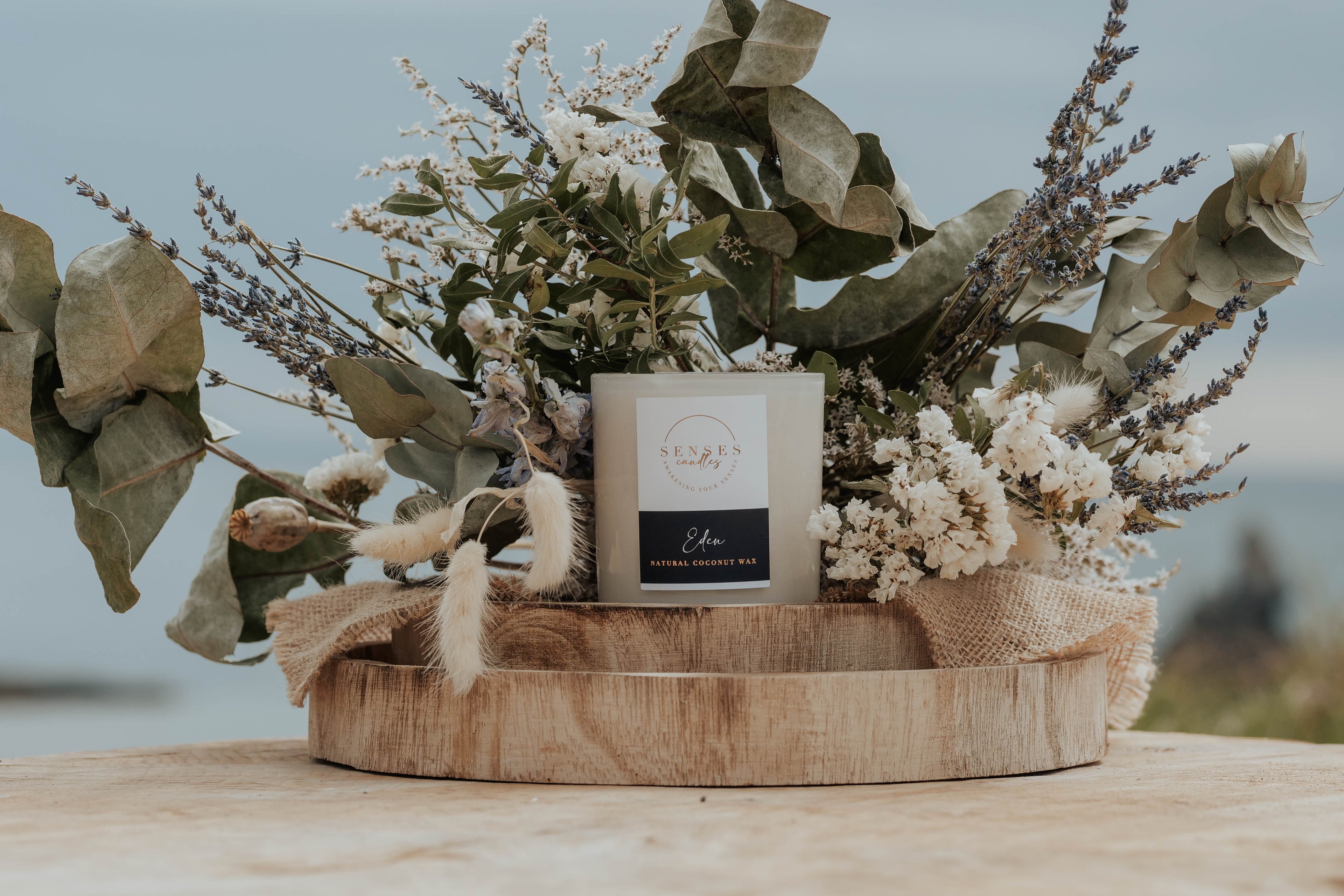 Eden Coconut Wax Blend Luxury Candle - Coconut & Sandalwood