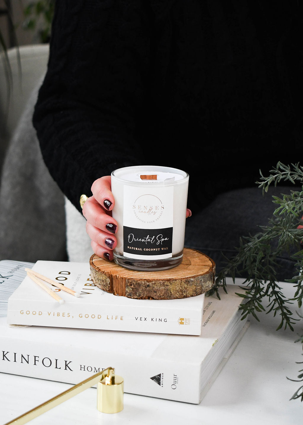 Oriental Spa, Luxury Candle Made of Natural Wax, Wood Wick, Lavender